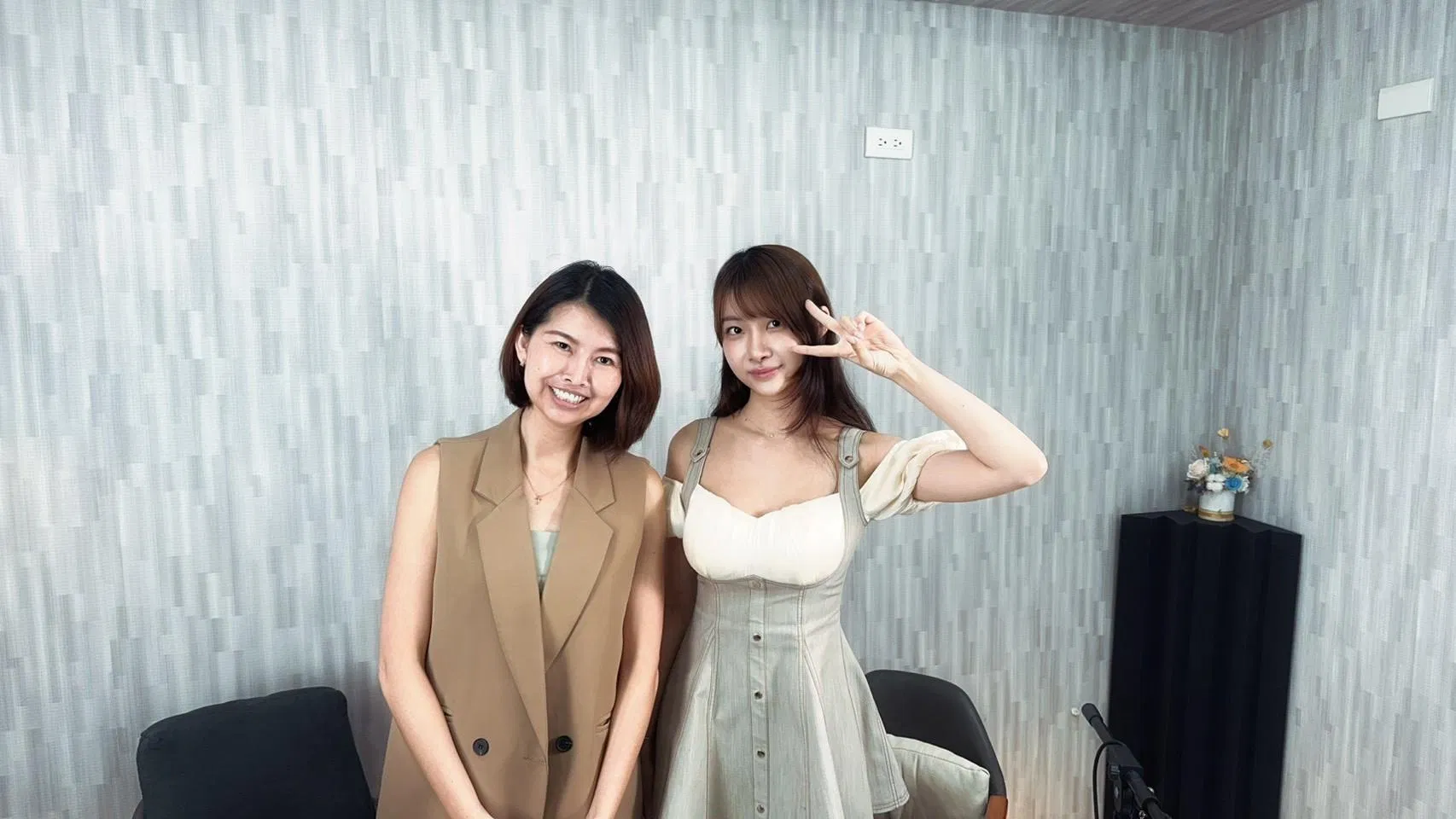 LINE_ALBUM_202699_260930_1.jpg