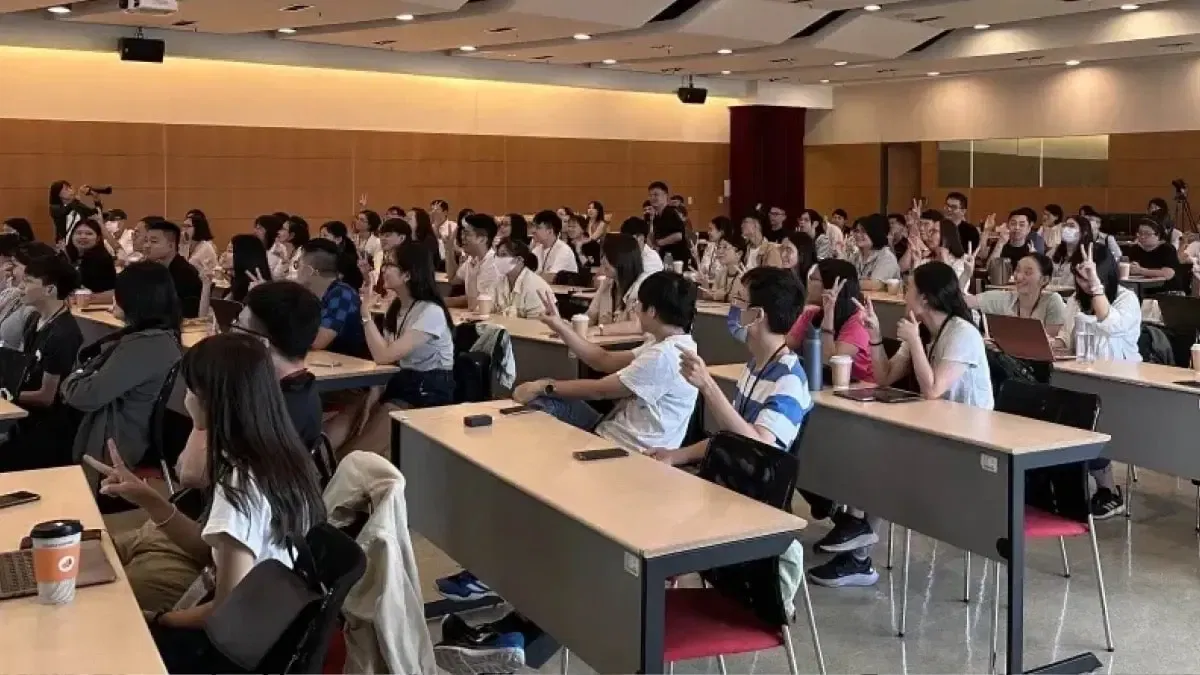 學員互動討論