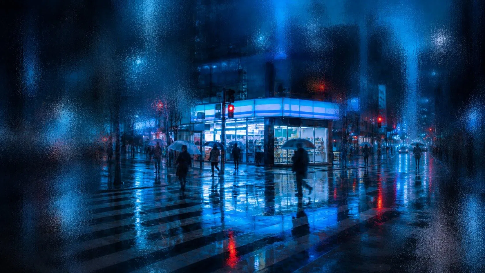 Photoshop 水霧玻璃效果範例:雨夜便利商店路口,藍色招牌光透過霧面玻璃