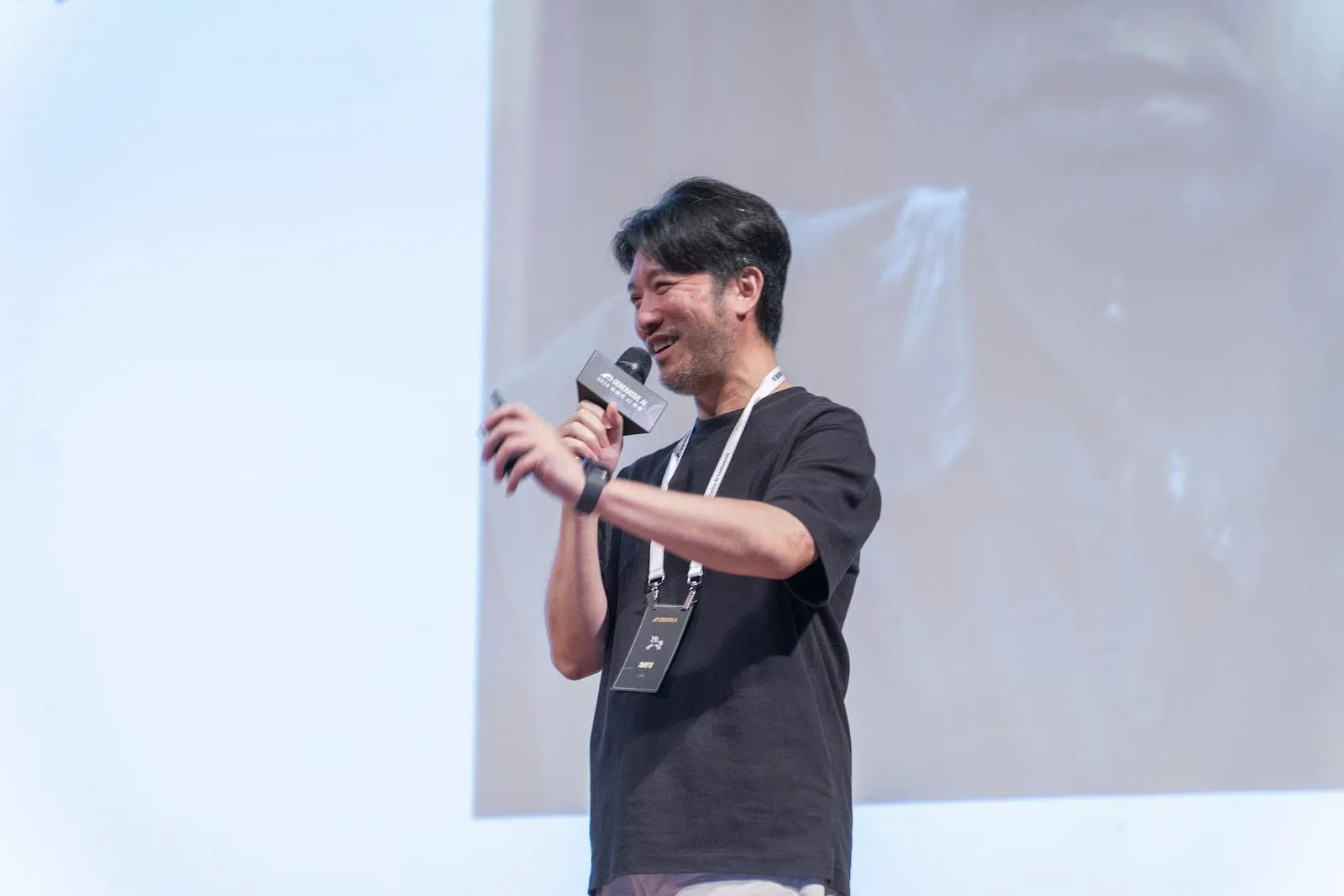 海總理於 2026 Generative AI 年會現場分享