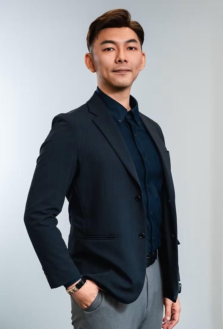 ERIC.jpg