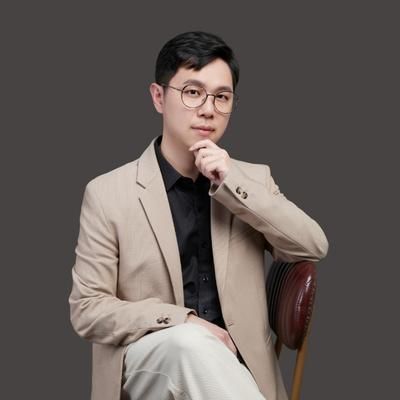 Dennis 樊松蒲