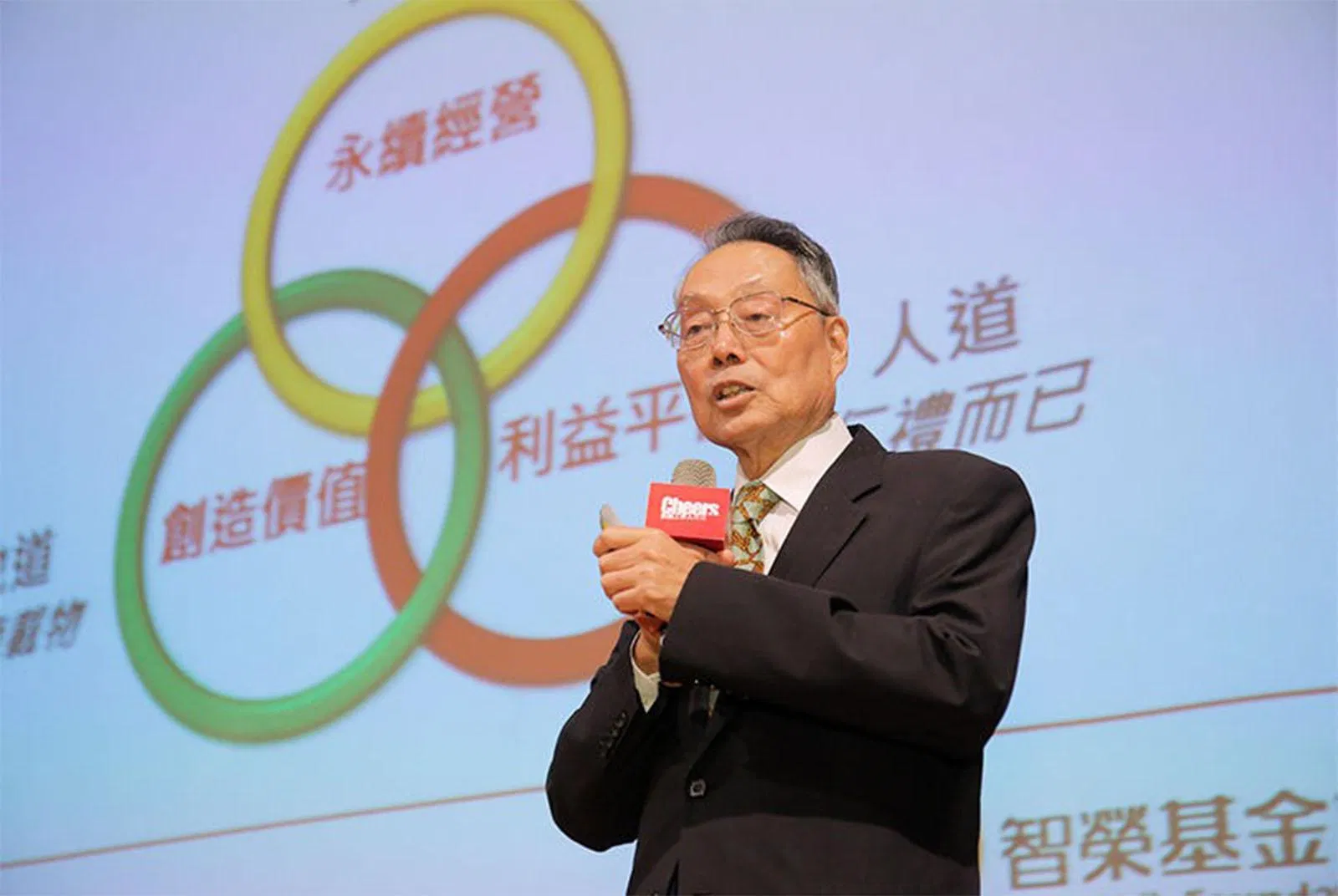 談經營宏碁的「內向領導力」，施振榮：弱點就是我最大的強項