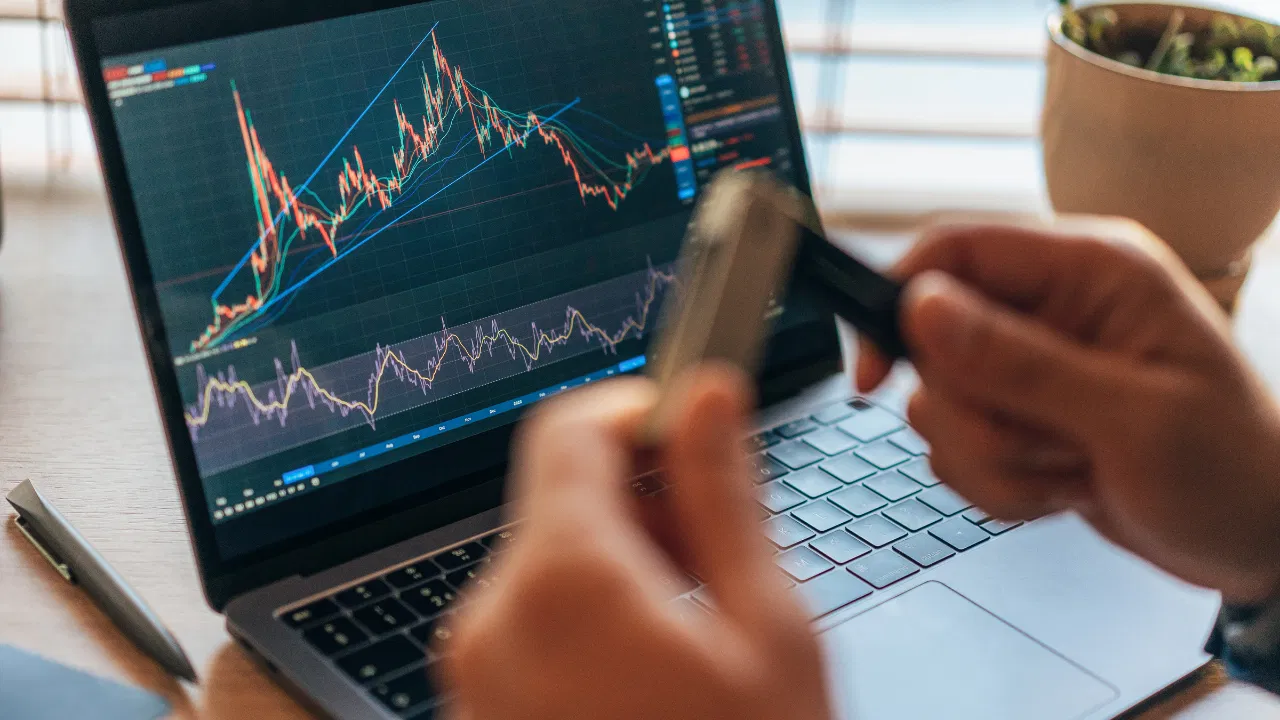 免費用TradingView即時追蹤台指、小台指與微台指