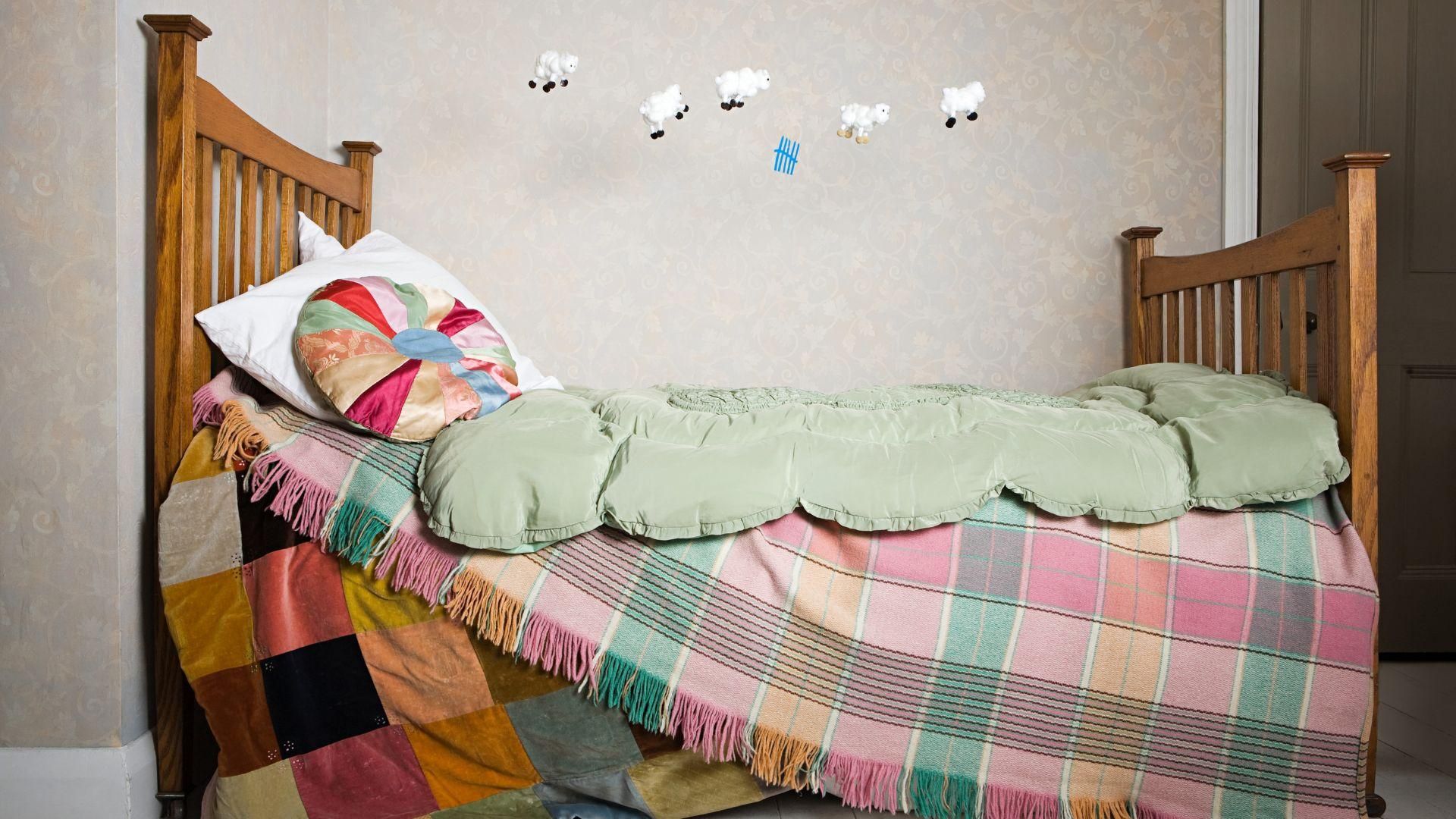 還躺在床上數羊？睡不著請下床做這些