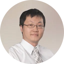 陳鏗任