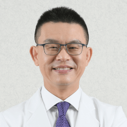 柯威旭 醫師