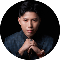 施定男（村長）