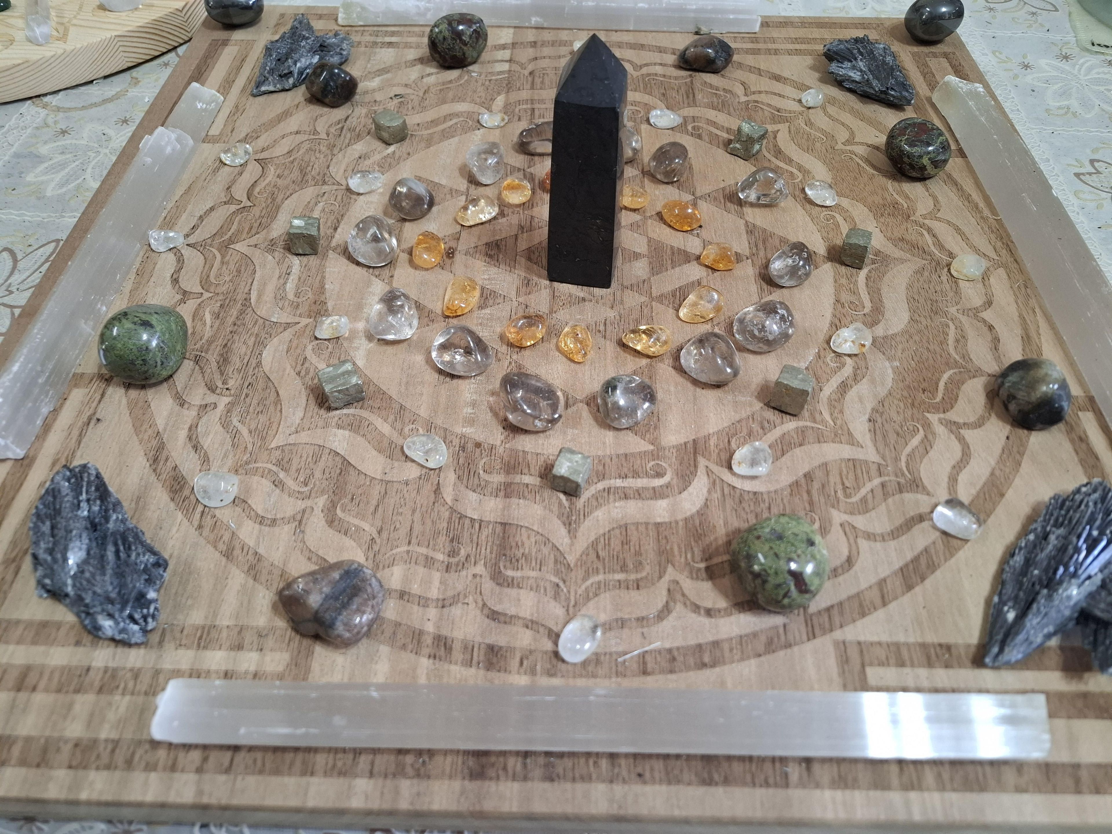 水晶陣密碼:顯化願望的能量設計學