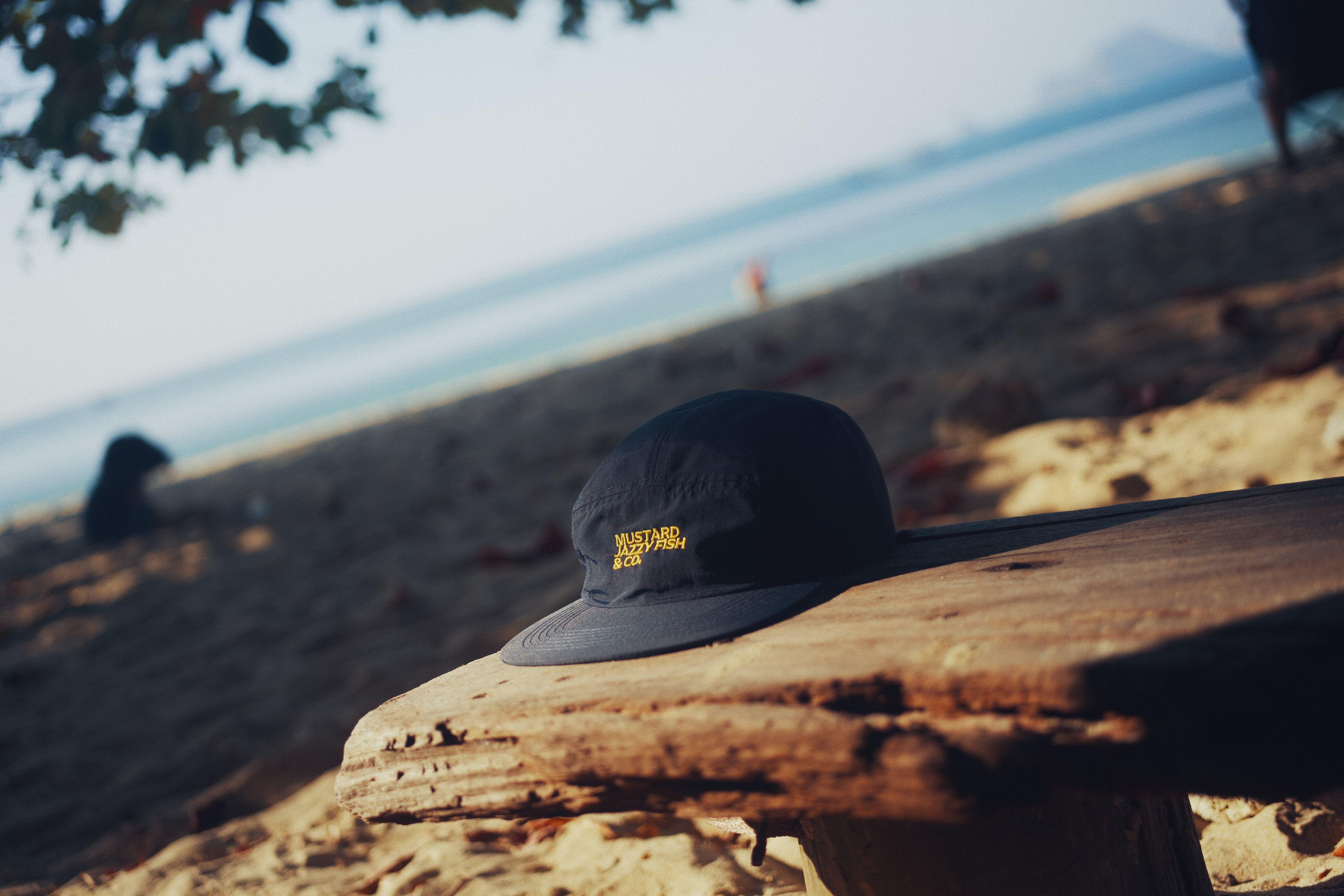 MUSTARD JAZZY FISH & CO. 帽款 - 五分割帽 (深藍色)