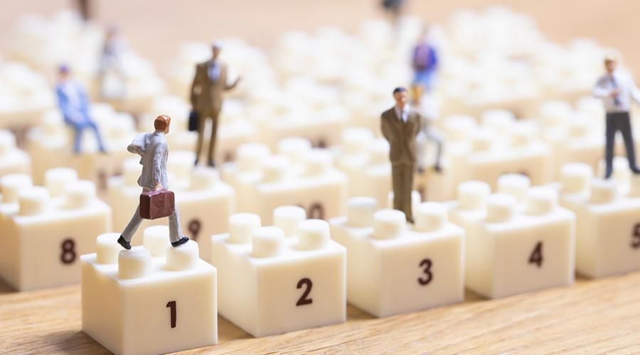 畢業即失業？2026 國考攻略：大三、大四佈局「國家考試」，用兩年換取一生穩定起跑線