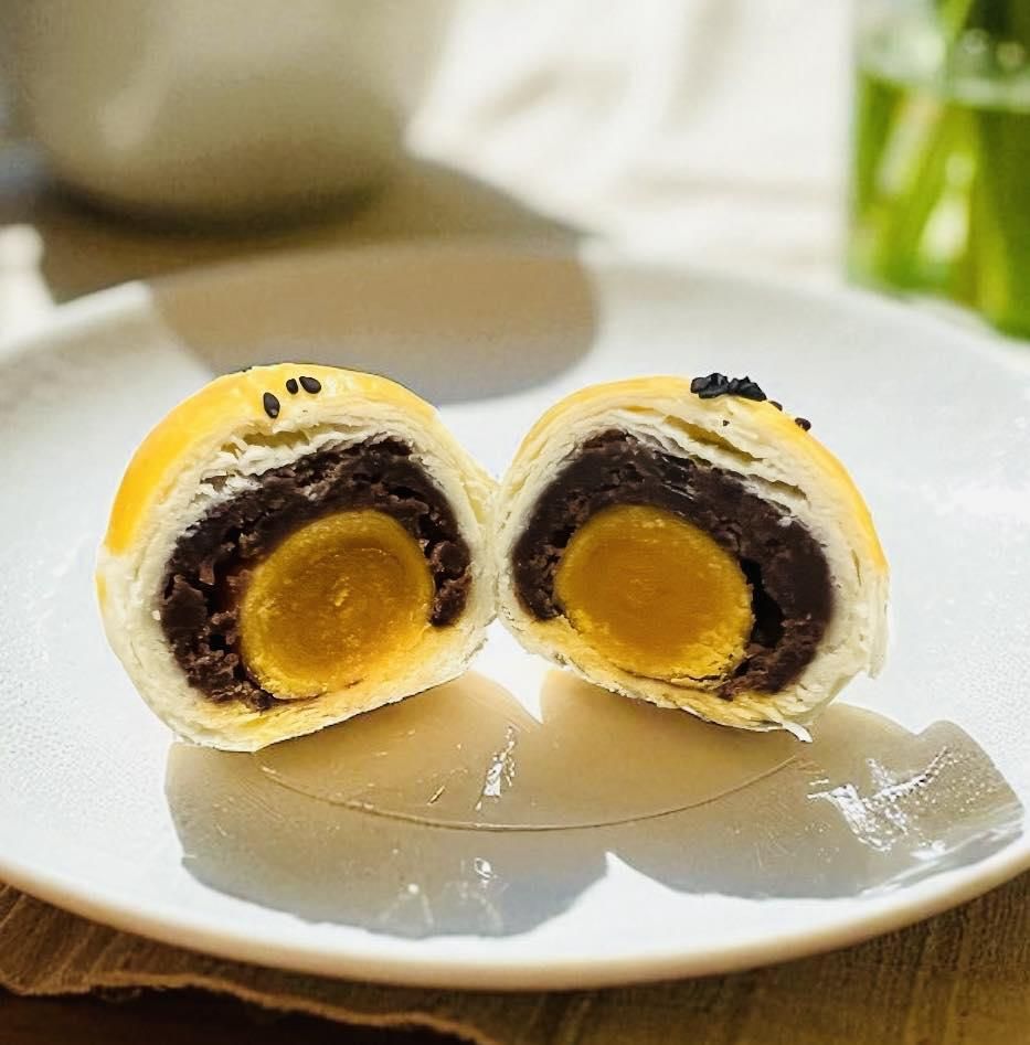 第一次做全低粉蛋黃酥，層次有出來