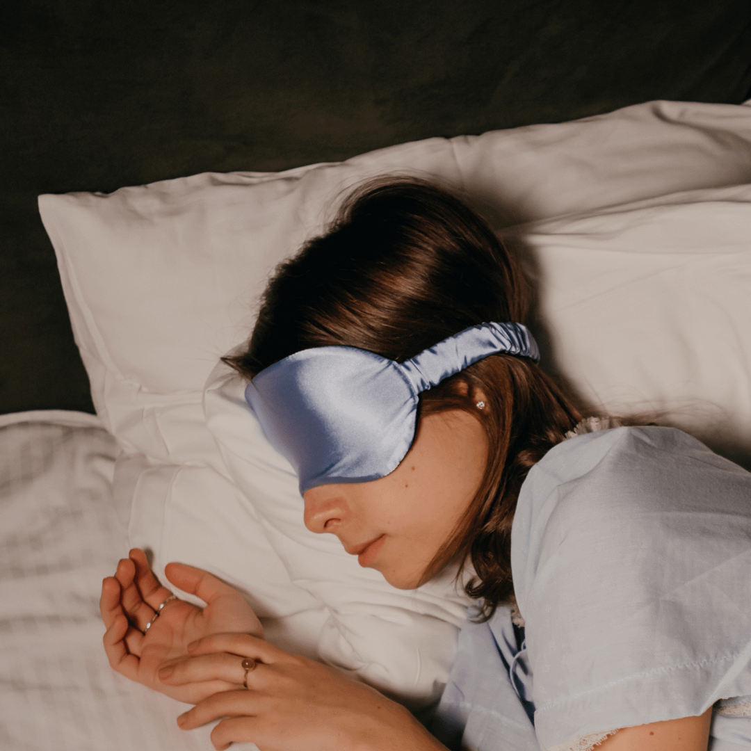 什麼是睡眠肌抽躍症？原因、症狀與改善方法