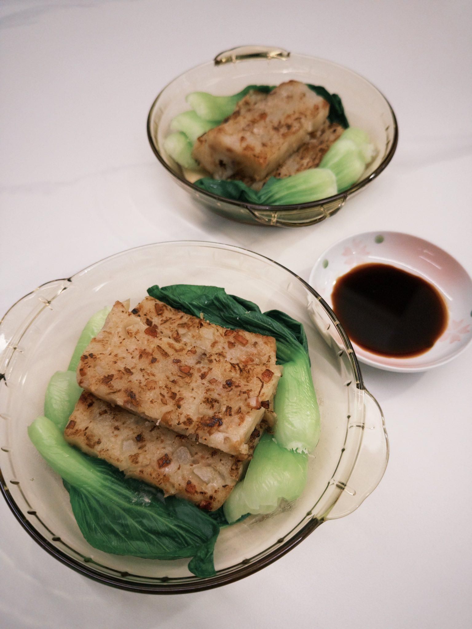 外皮煎到微微金黃酥脆，裡面卻是柔軟細緻、蘿蔔香氣十足，每一口都吃得到真材實料