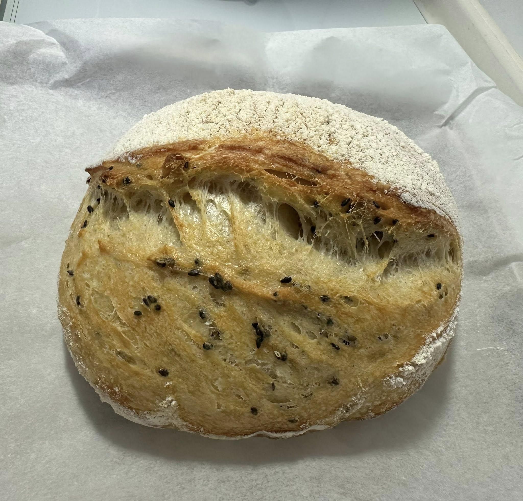 雖然沒有很漂亮 但終於可以開心交作業😁