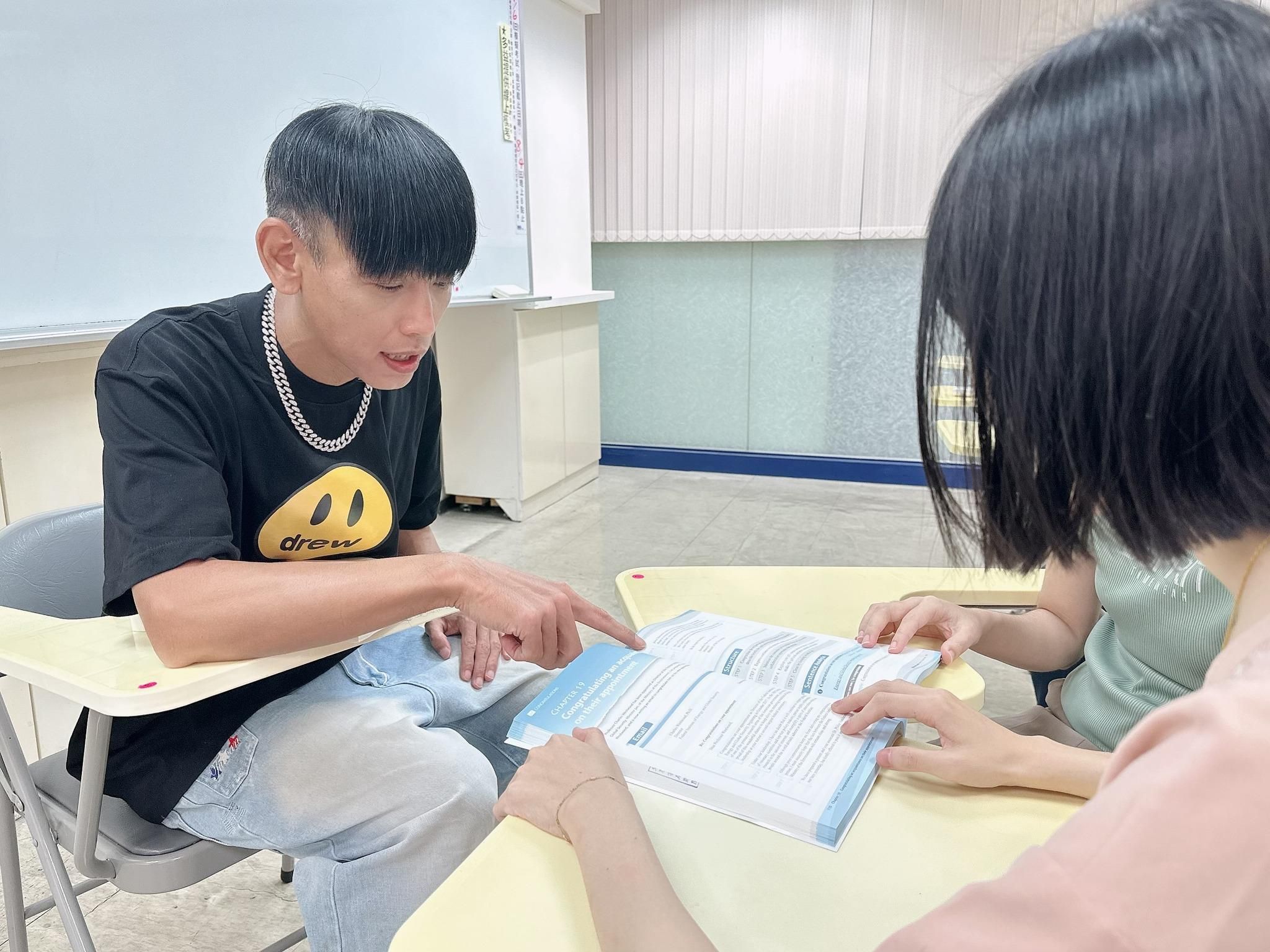 光靠判斷邏輯，一秒就把多益聽力Part 2答案聽出來