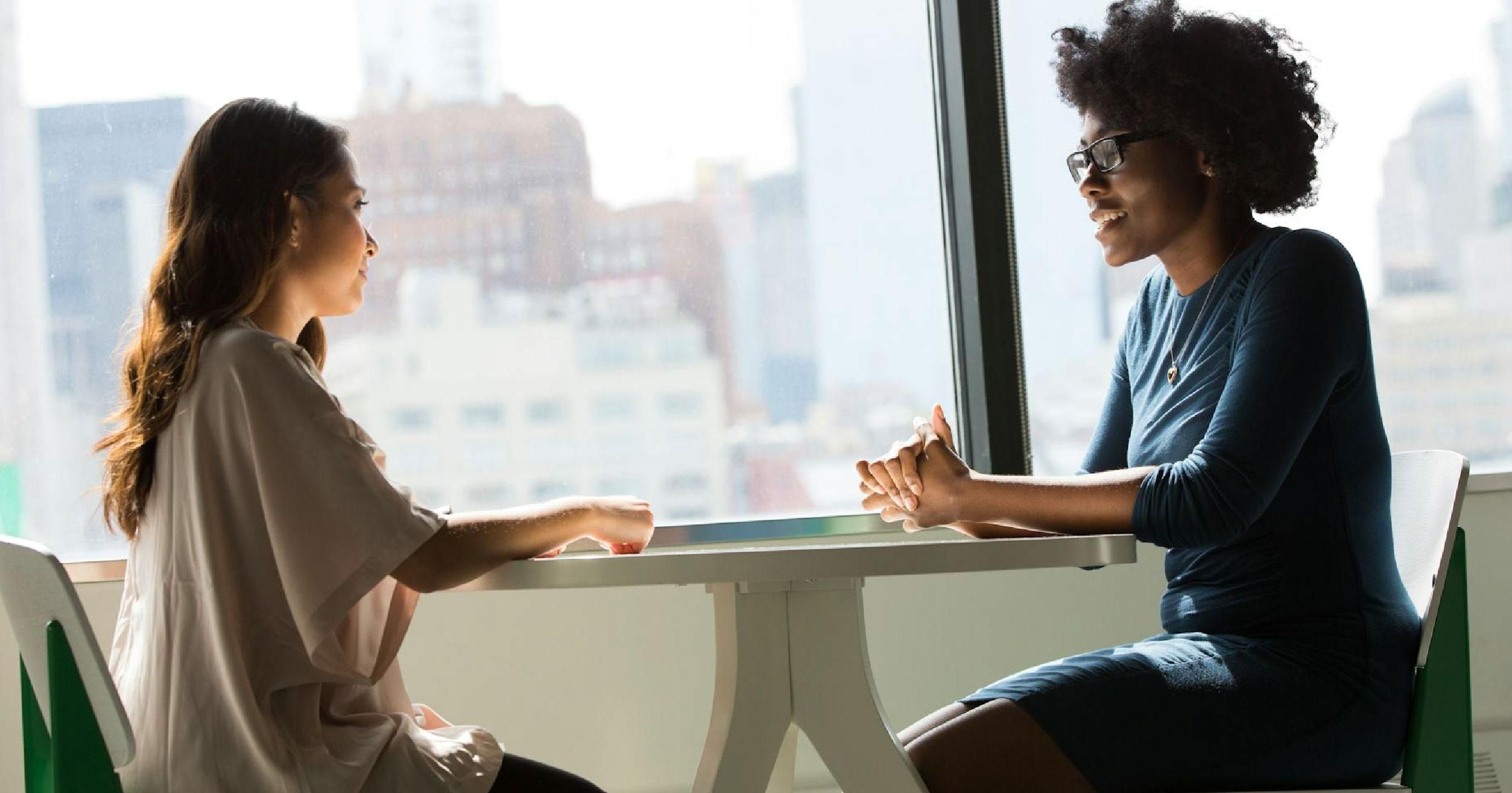 職場表達溝通技巧：「聰明發問」是尋找答案的第一步！