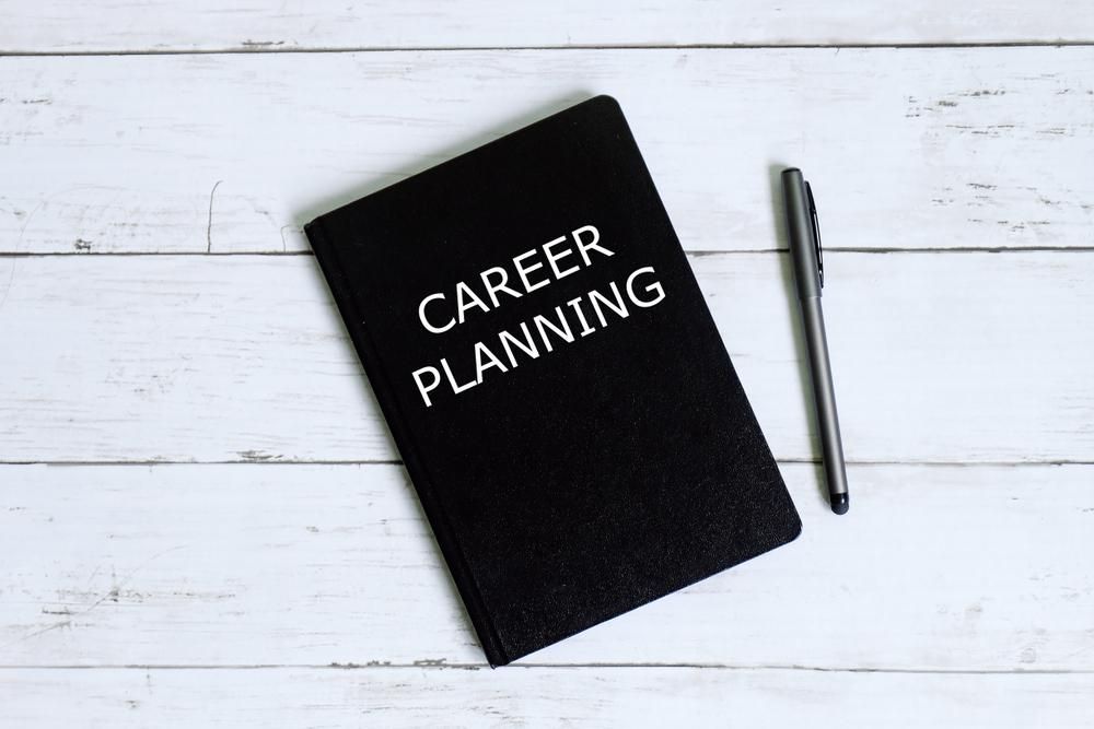 從設計轉行軟裝，三年600案場經驗談！軟裝師 Nina 分享職涯轉折與案場實戰秘訣