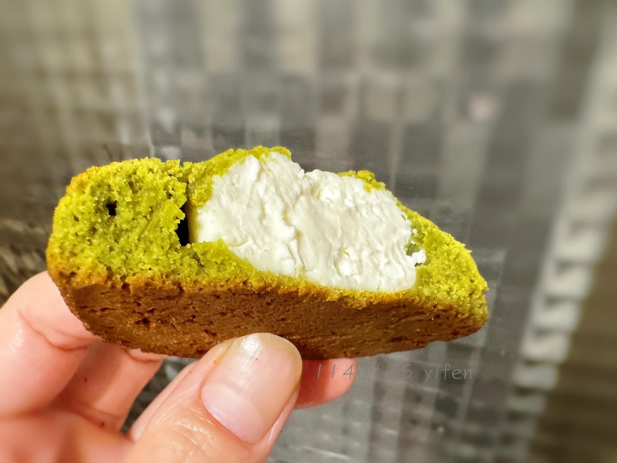 外酥內軟加上巧克力的滑口，真是絕妙❤️