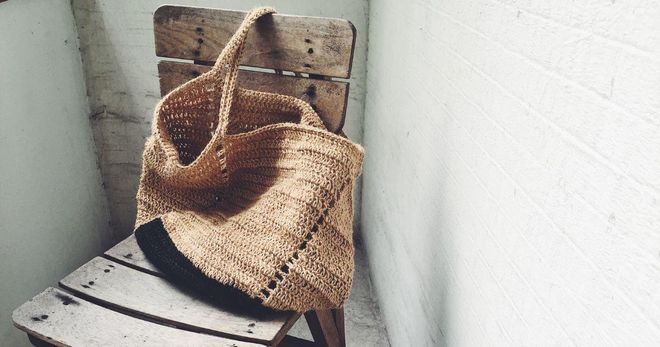 色塊麻纖編織包