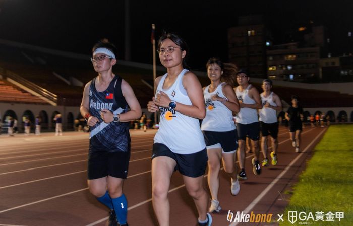 夜跑安全必看！4大裝備與路線選擇讓你安心開跑