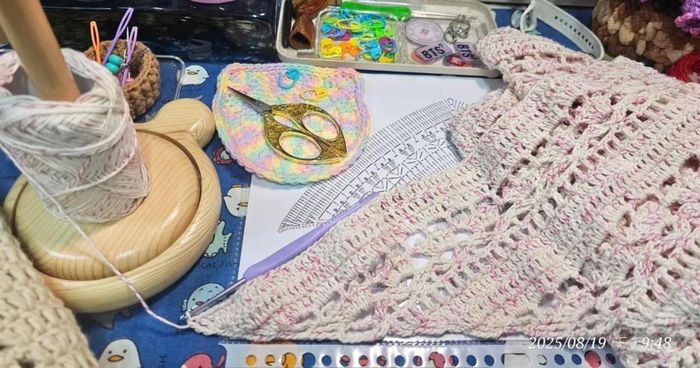 tingfei的小桌子，謝謝妳說越織覺得越美好喜歡